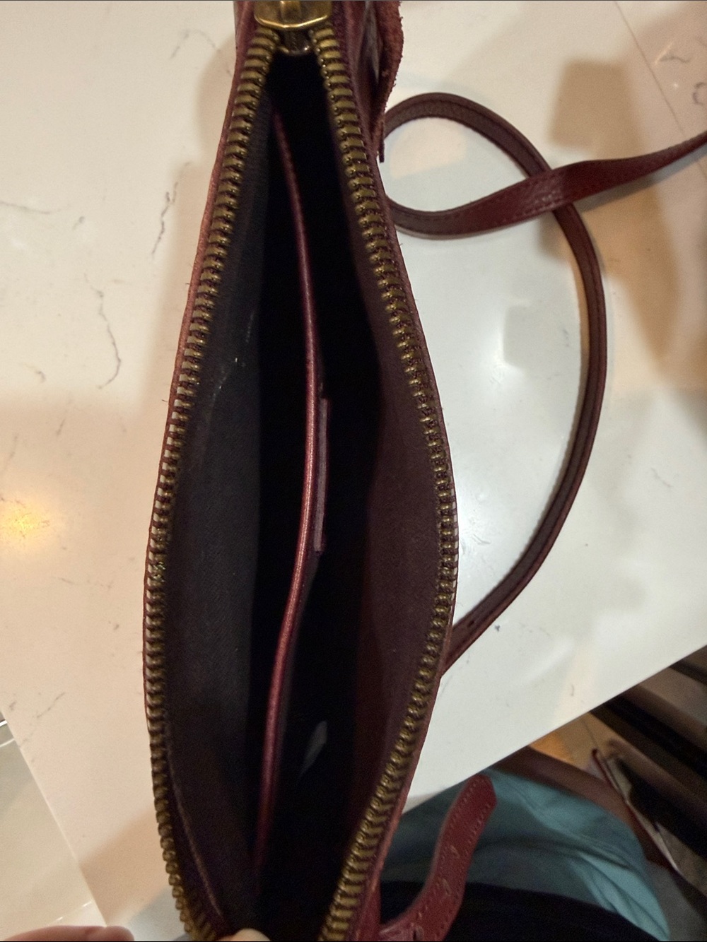 Madewell Leather Crossbody in Burgundy - Picture 2 of 3